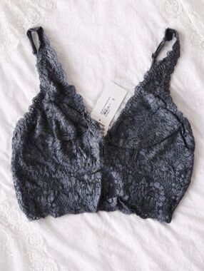 Cosabella Never Say Never Petite Plungie Lace Bralette NWT Size PS